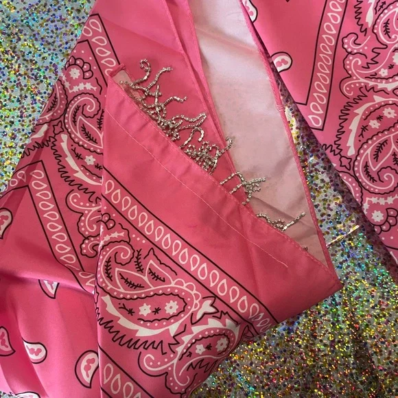 Pink bedazzled fringe Bandana - Picture 2 of 2